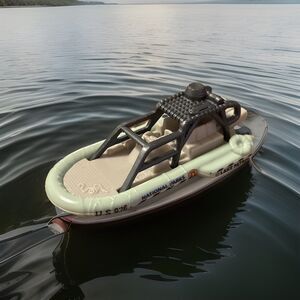 Mattel Matchbox Sea Spy 2013 Seafoam Green Edition Lake Patrol Boat US926